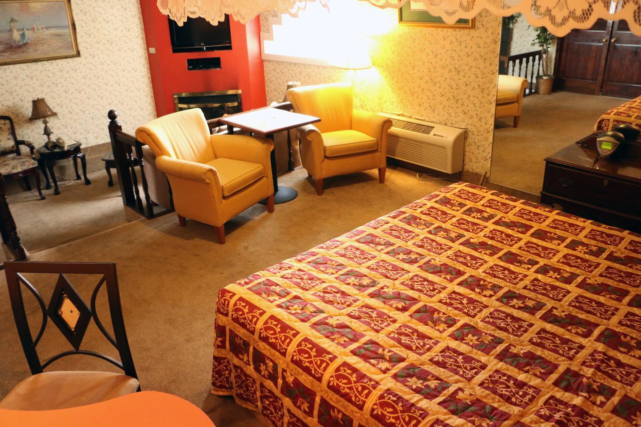 Bed Ford Inn Erie Екстериор снимка