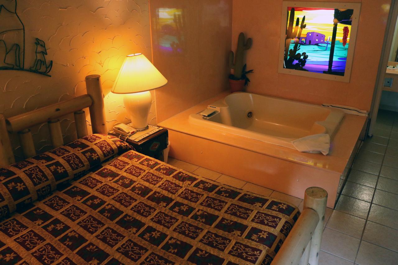 Bed Ford Inn Erie Екстериор снимка